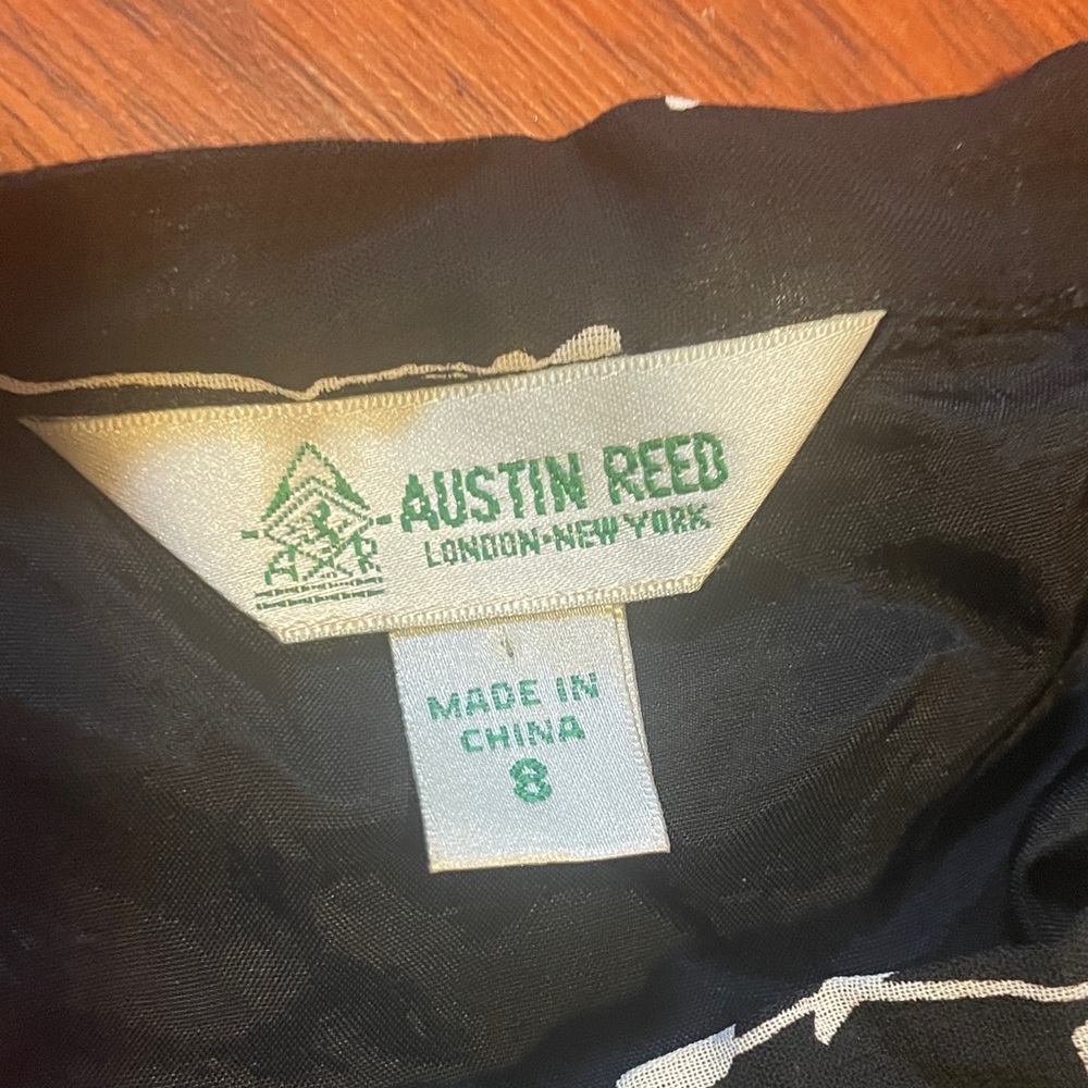 Austin Reed Monochrome Patterned A-Line Skirt View 2